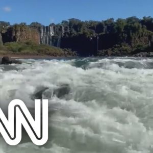 Passeios de barco voltam a operar nas Cataratas do Iguaçu | CNN 360º