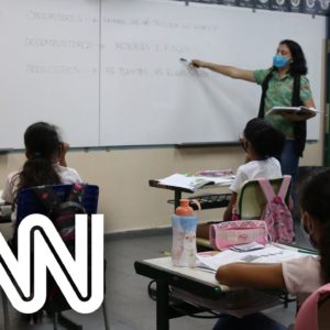 Governo oficializa reajuste de 33,24% em salário de professores | CNN 360°