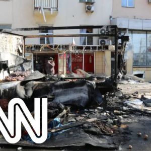Ataque a míssil deixa mortos e feridos em Donetsk | LIVE CNN