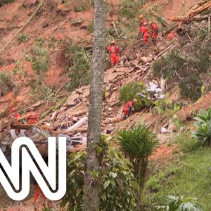 Bombeiros continuam buscas por desaparecidos em Petrópolis | NOVO DIA