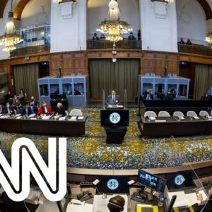 Corte internacional determina fim de operações russas na Ucrânia | LIVE CNN