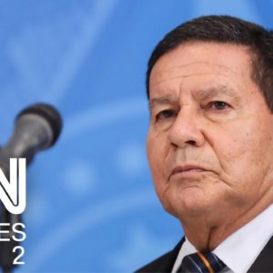 Mourão defende reunião de Bolsonaro com diplomatas sobre eleição | VISÃO CNN