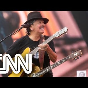 Guitarrista Carlos Santana desmaia durante show nos EUA | LIVE CNN