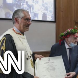 Italiano se forma na universidade aos 98 anos | EXPRESSO CNN