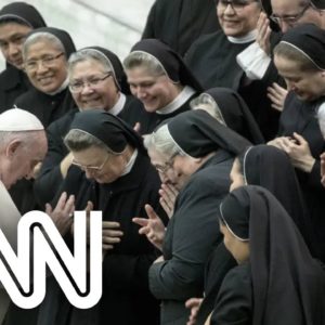 Papa afirma estar aberto a dar oportunidade às mulheres | CNN NOVO DIA