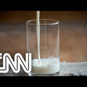 Preço do leite cai 17,3% e do queijo mussarela 10,8% | LIVE CNN