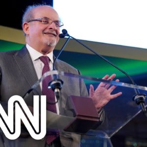 Salman Rushdie conversou com investigadores no hospital | LIVE CNN