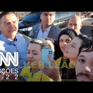 Bolsonaro e seguranças assumiram o risco ao confrontar youtuber, diz especialista | JORNAL DA CNN