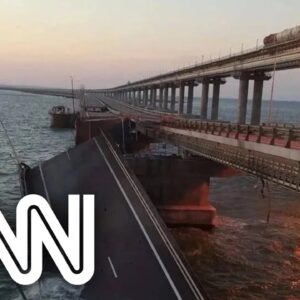 Putin volta à ponte da Crimeia semanas após explosão | CNN 360°